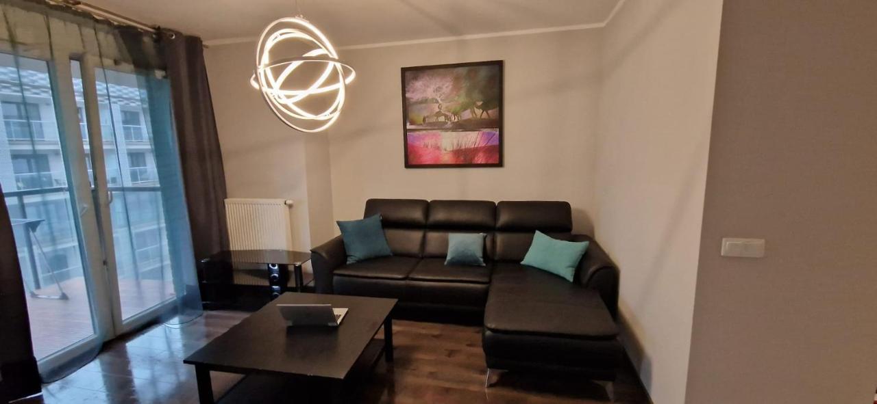 ヴロツワフAtal Towers Prywatny Apartamentアパートメント エクステリア 写真